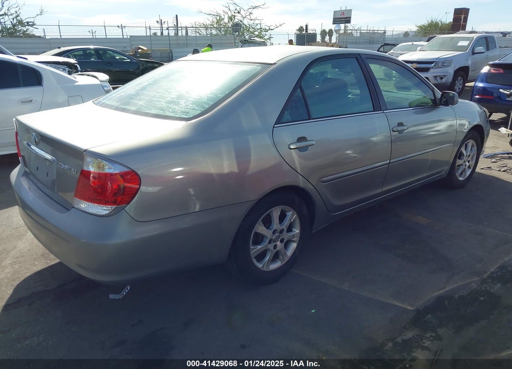 2005 TOYOTA CAMRY XLE VIN: 4T1BE32K15U532847