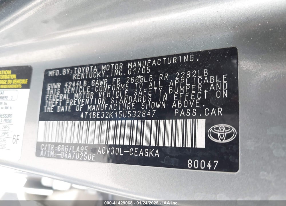 2005 TOYOTA CAMRY XLE VIN: 4T1BE32K15U532847