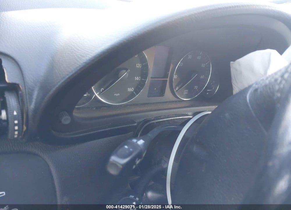 2005 MERCEDES-BENZ C 240 VIN: WDBRF81J75F701049