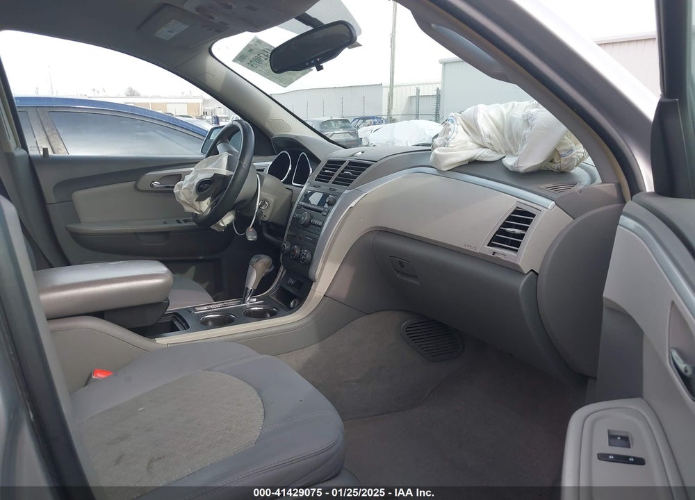 2009 CHEVROLET TRAVERSE LT VIN: 1GNER23D59S156176
