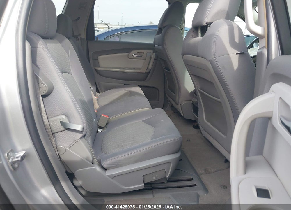 2009 CHEVROLET TRAVERSE LT VIN: 1GNER23D59S156176