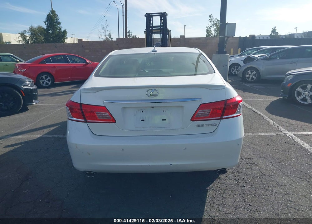 2011 LEXUS ES 350 VIN: JTHBK1EG5B2415738