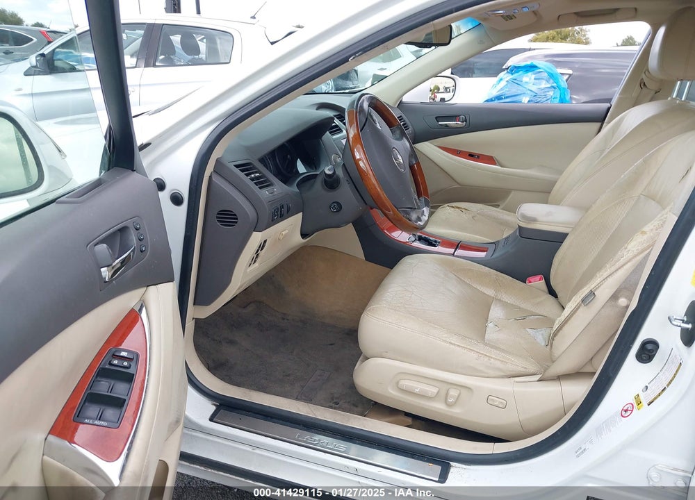 2011 LEXUS ES 350 VIN: JTHBK1EG5B2415738
