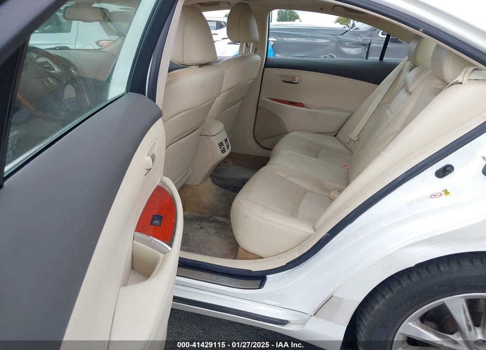 2011 LEXUS ES 350 VIN: JTHBK1EG5B2415738
