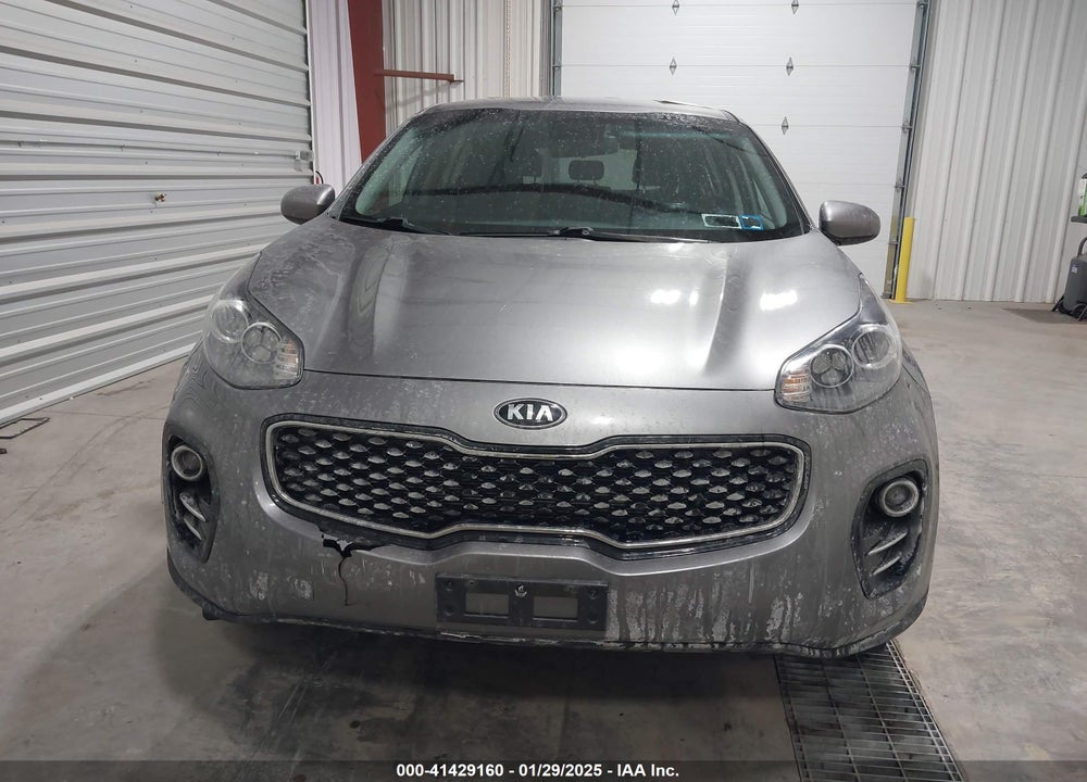 2018 KIA SPORTAGE LX VIN: KNDPMCAC9J7351107