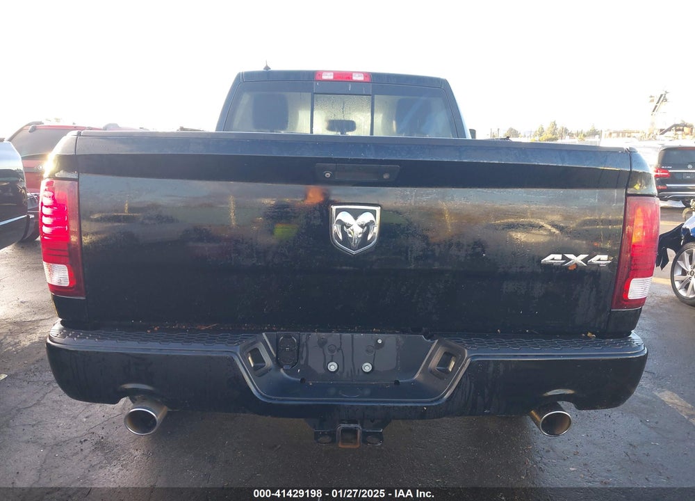 2014 RAM 1500 VIN: 1C6RR7UT2ES197427