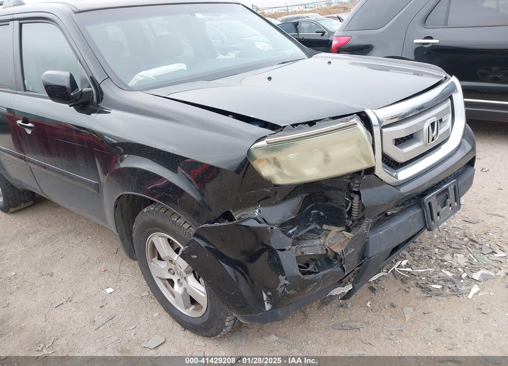 2011 HONDA PILOT EX-L VIN: 5FNYF3H50BB031613