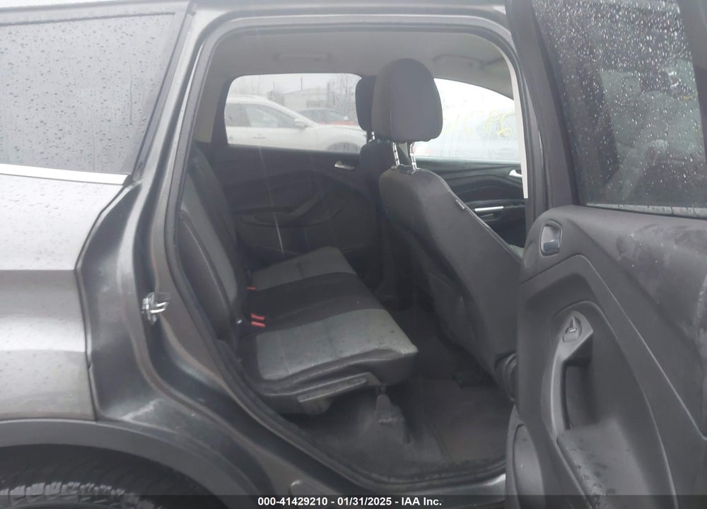 2015 FORD ESCAPE SE VIN: 1FMCU0GX8FUB25796