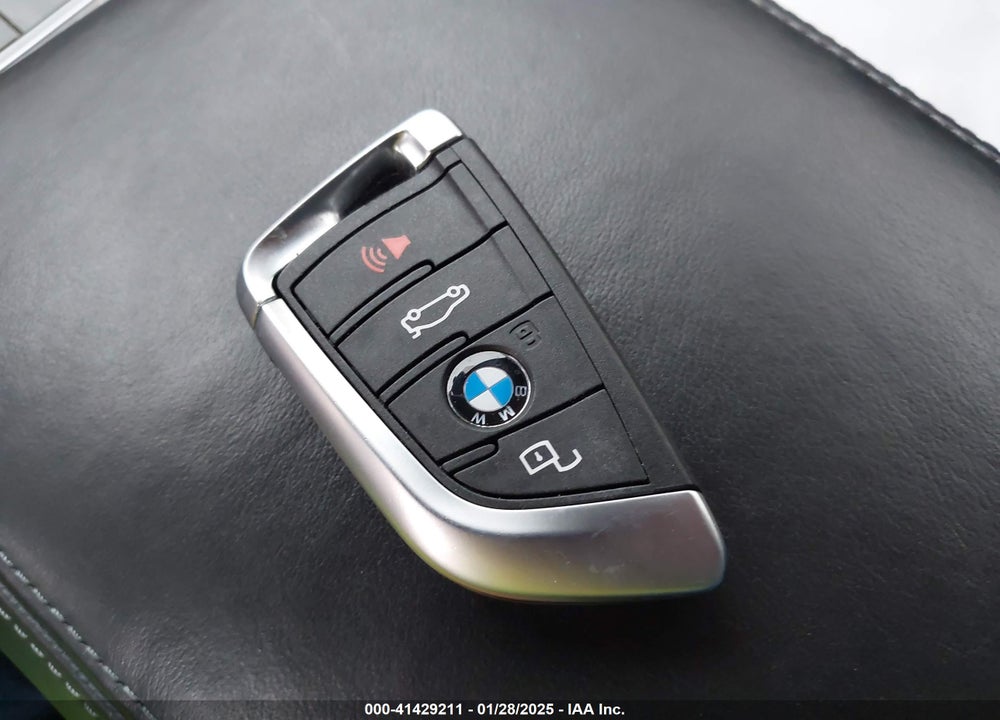 2023 BMW M4 VIN: WBS33AZ04PCM35831
