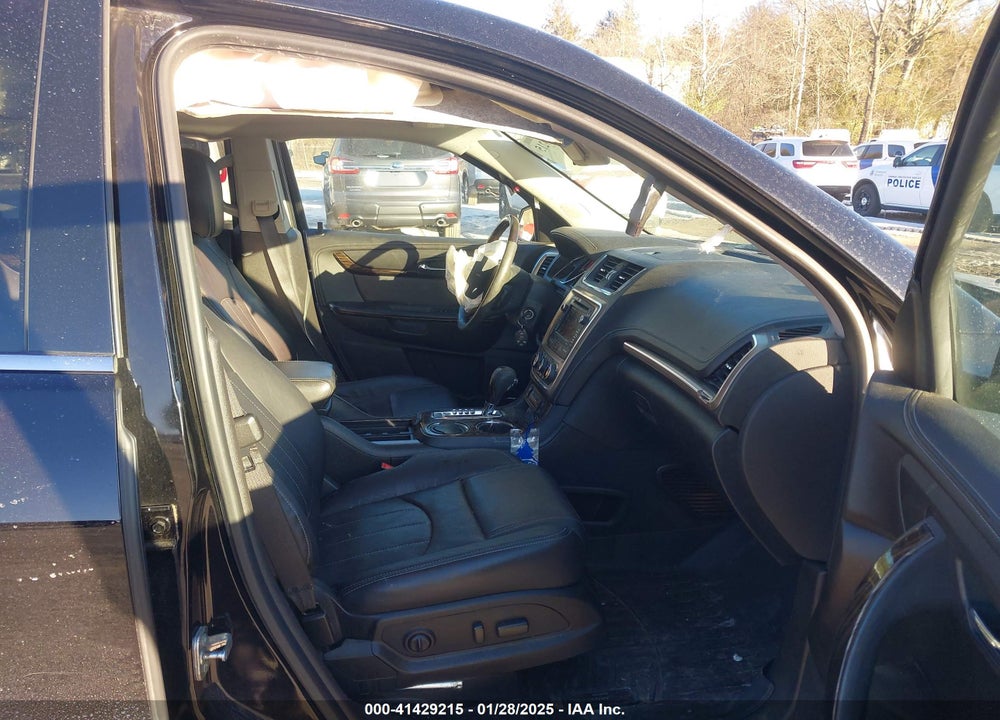 2016 GMC ACADIA DENALI VIN: 1GKKVTKD3GJ324645