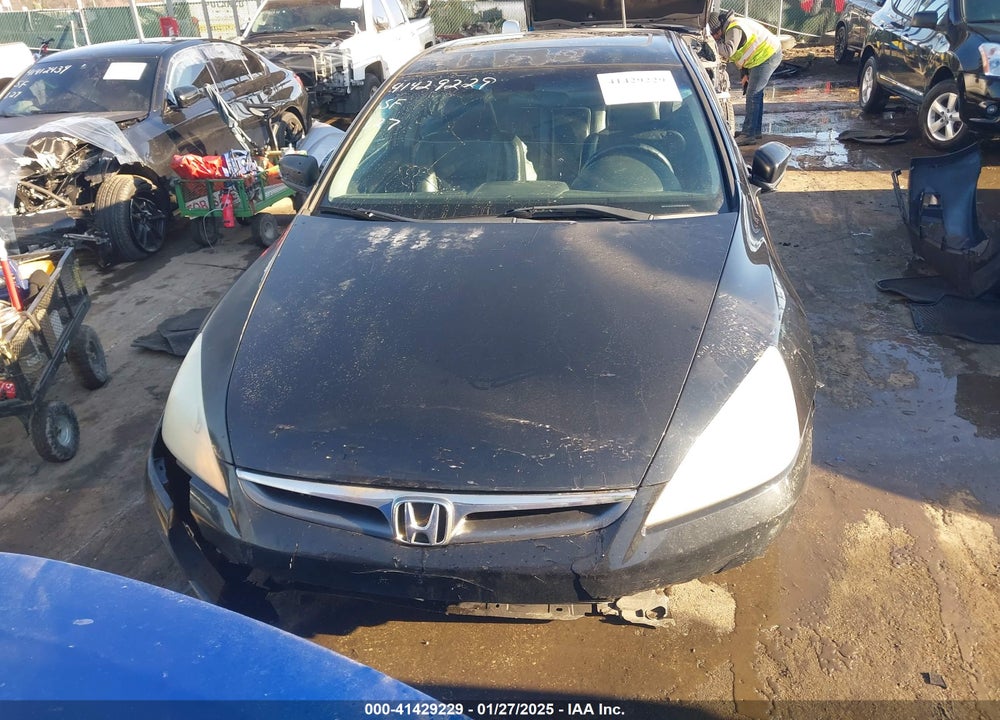 2007 HONDA ACCORD VIN: 1HGCM56857A193702