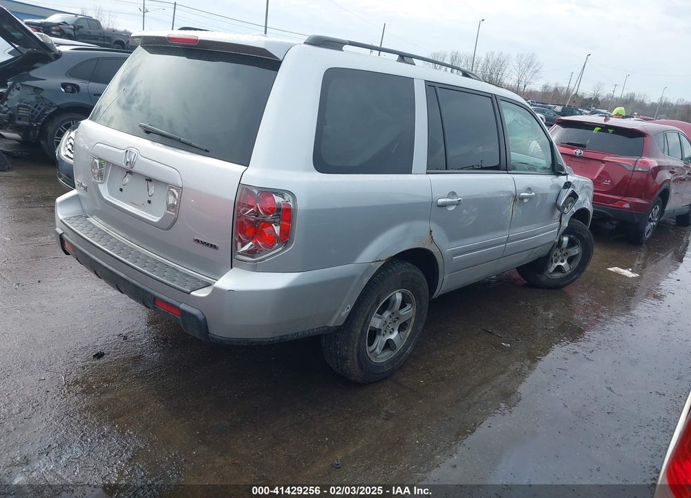 2008 HONDA PILOT VIN: 5FNYF18348B050760