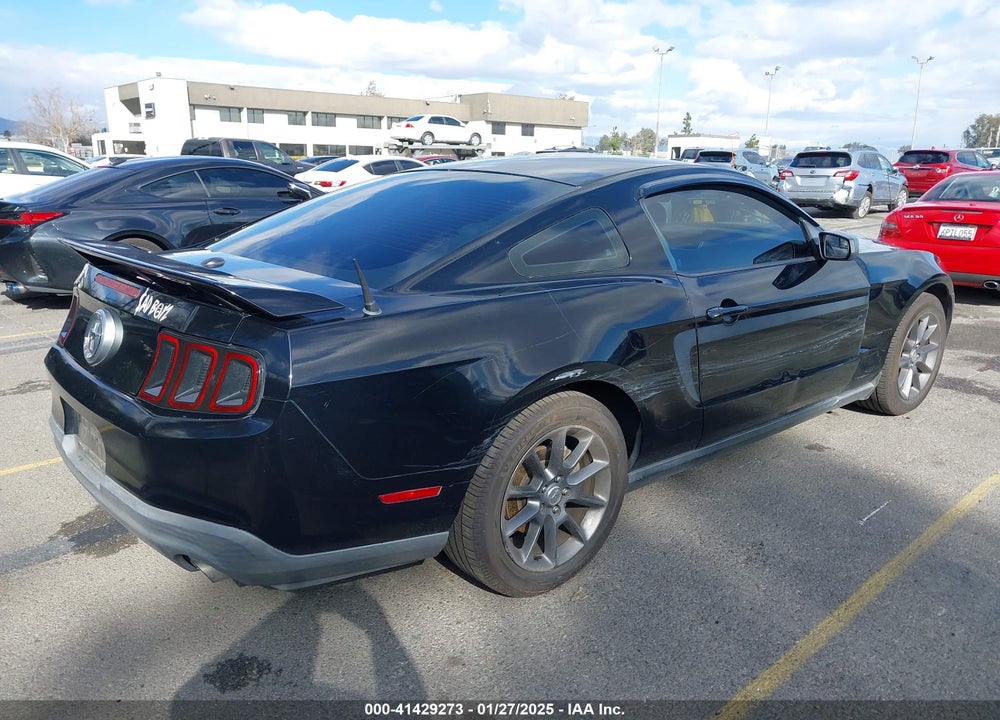 2011 FORD MUSTANG VIN: 1ZVBP8AM8B5137033
