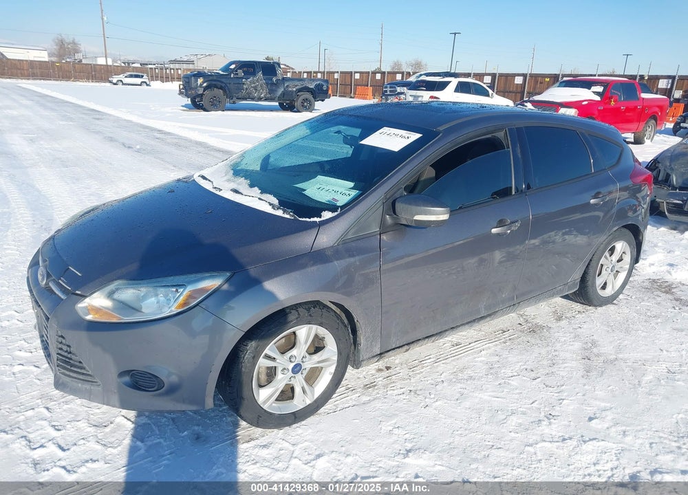 2014 FORD FOCUS VIN: 1FADP3K21EL300882