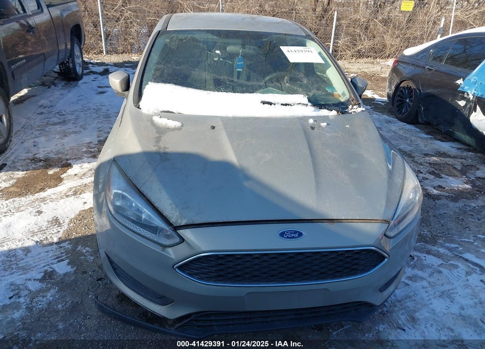2016 FORD FOCUS VIN: 1FADP3F26GL358905