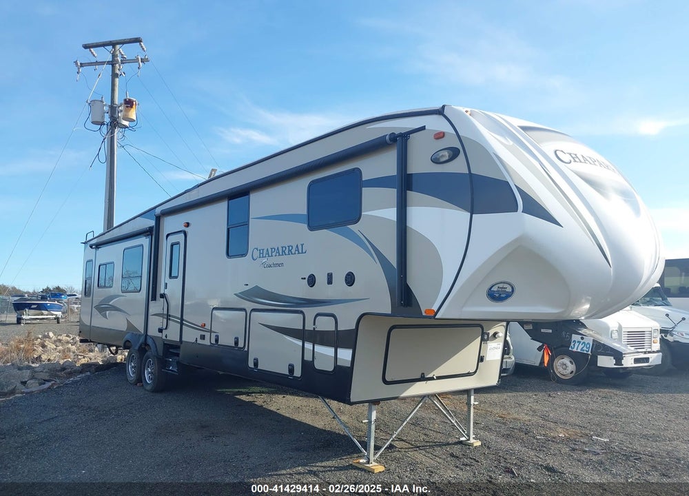 2016 FOREST RIVER CHAPARRAL VIN: 5ZT3CH4B8GA313122