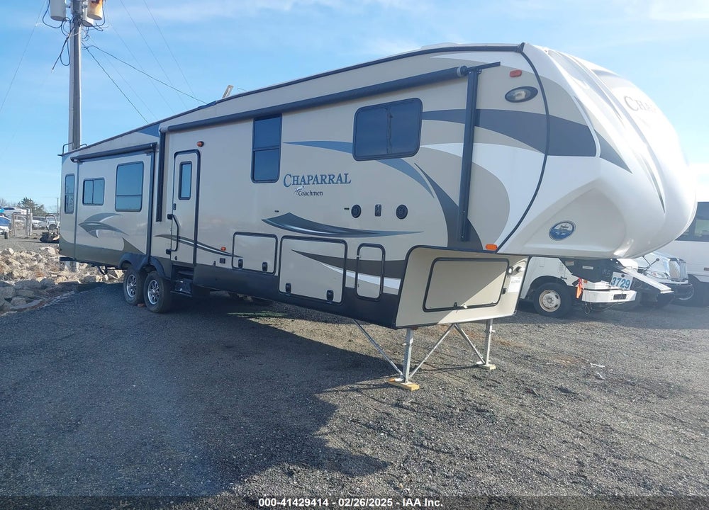 2016 FOREST RIVER CHAPARRAL VIN: 5ZT3CH4B8GA313122