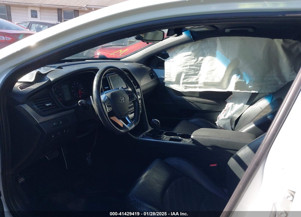 2018 HYUNDAI SONATA VIN: 5NPE34AF3JH635869