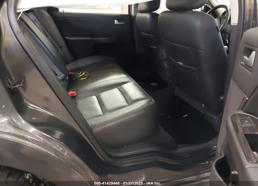 2008 MERCURY SABLE VIN: 1MEHM42W58G609635