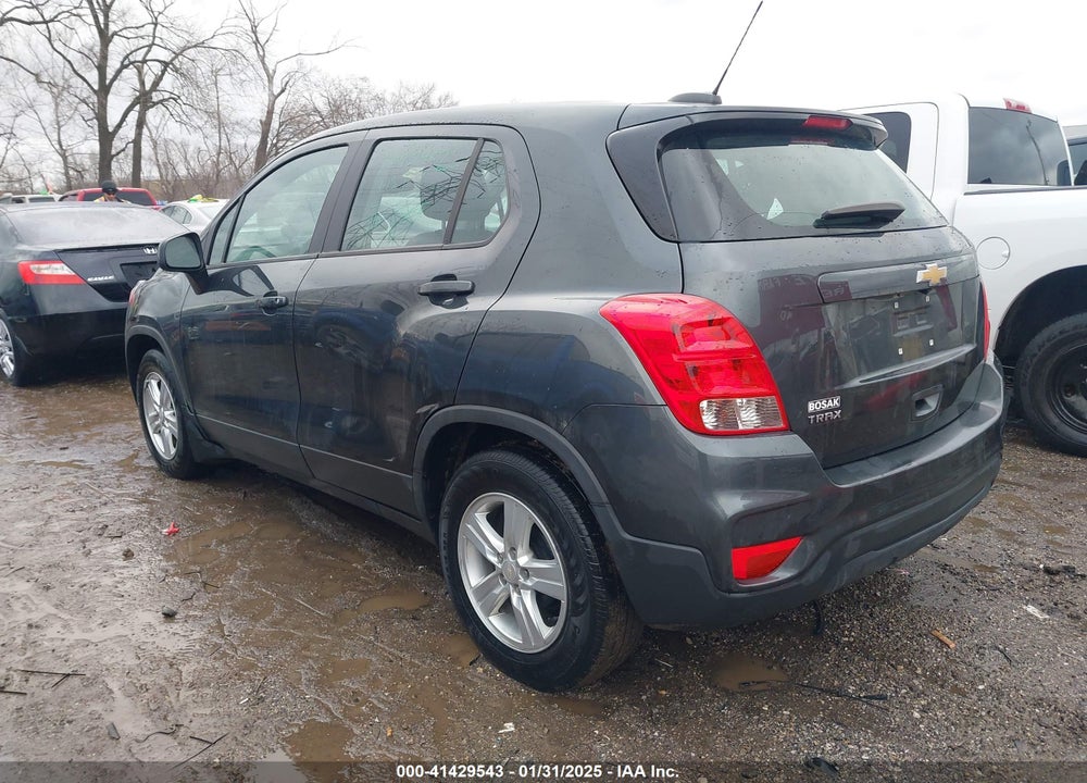 2020 CHEVROLET TRAX FWD LS VIN: 3GNCJKSB8LL209327