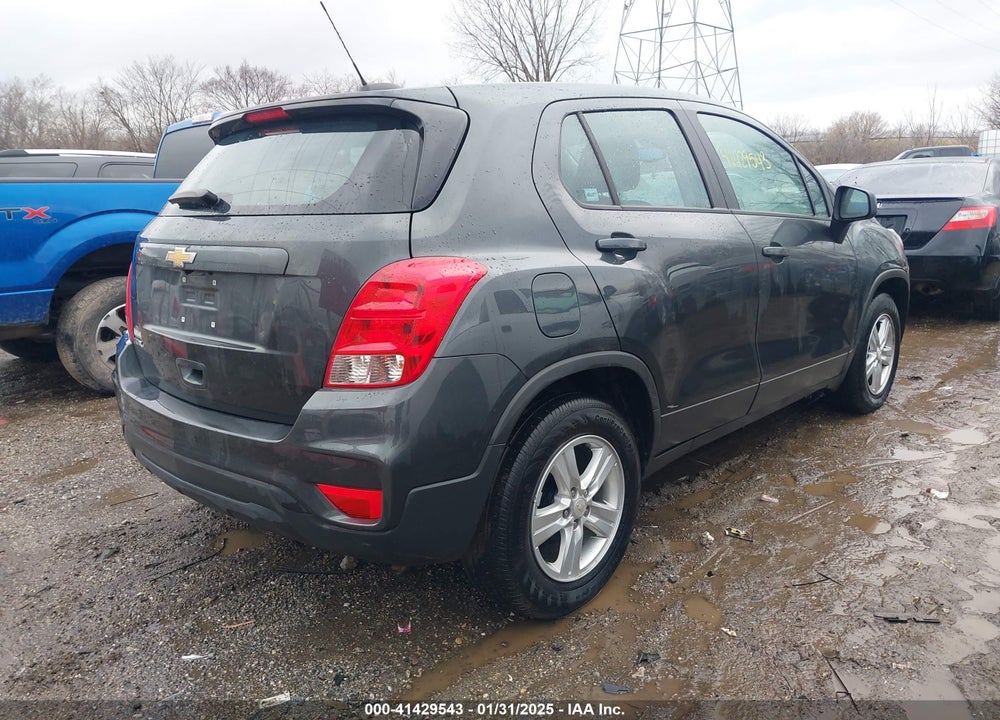 2020 CHEVROLET TRAX FWD LS VIN: 3GNCJKSB8LL209327