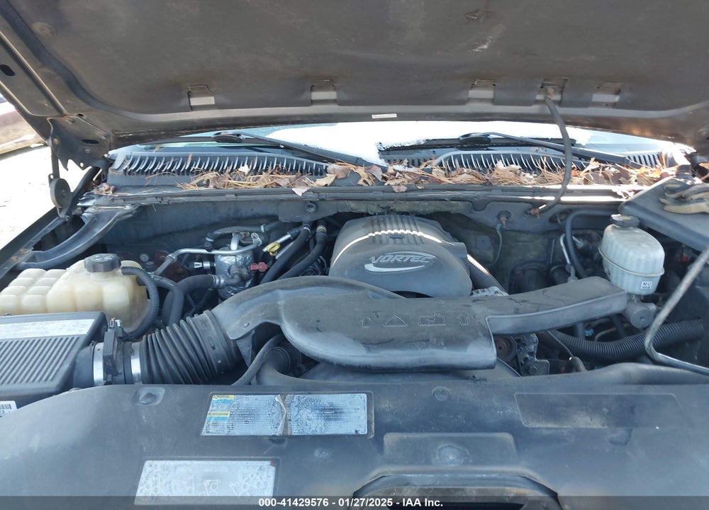 2004 CHEVROLET SUBURBAN 1500 LT VIN: 3GNFK16Z14G110063