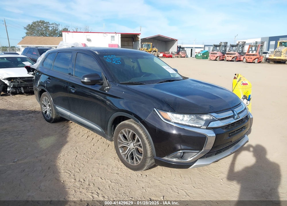 2017 MITSUBISHI OUTLANDER SE VIN: JA4AD3A35HZ052616