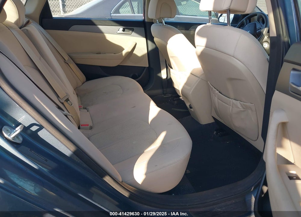 2017 HYUNDAI SONATA VIN: 5NPE24AF2HH588993
