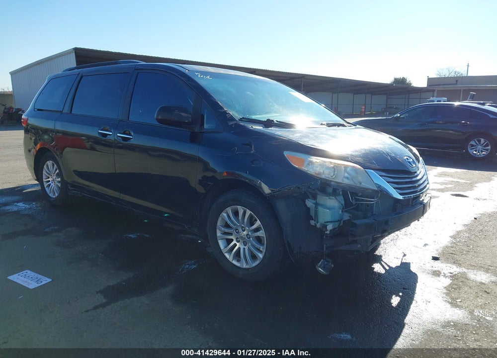 2015 TOYOTA SIENNA XLE LIMITED VIN: 5TDYK3DC2FS612340