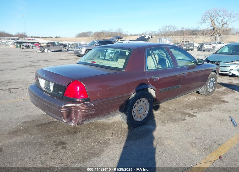 2011 FORD CROWN VICTORIA VIN: 2FABP7BV8BX122718