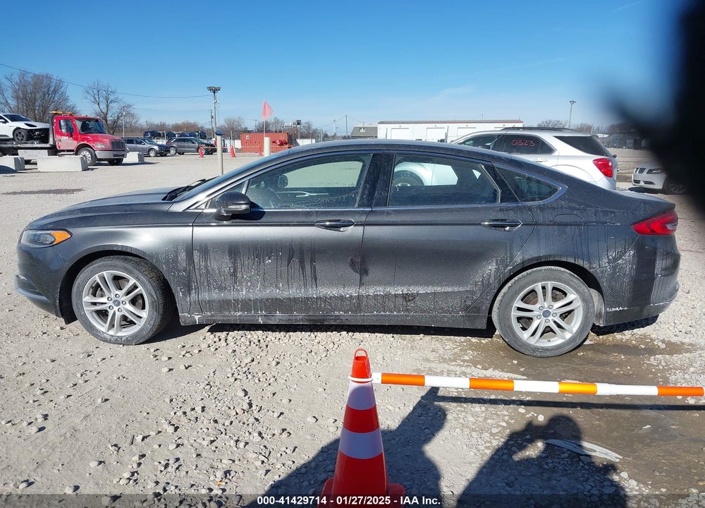 2018 FORD FUSION SE VIN: 3FA6P0HD5JR265842
