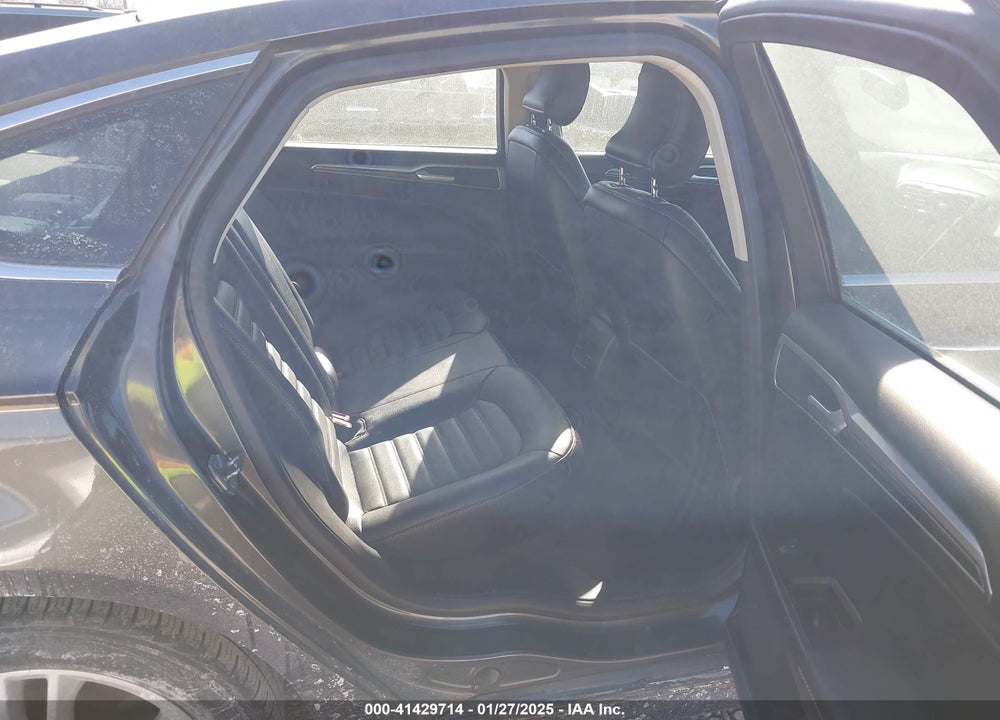 2018 FORD FUSION SE VIN: 3FA6P0HD5JR265842