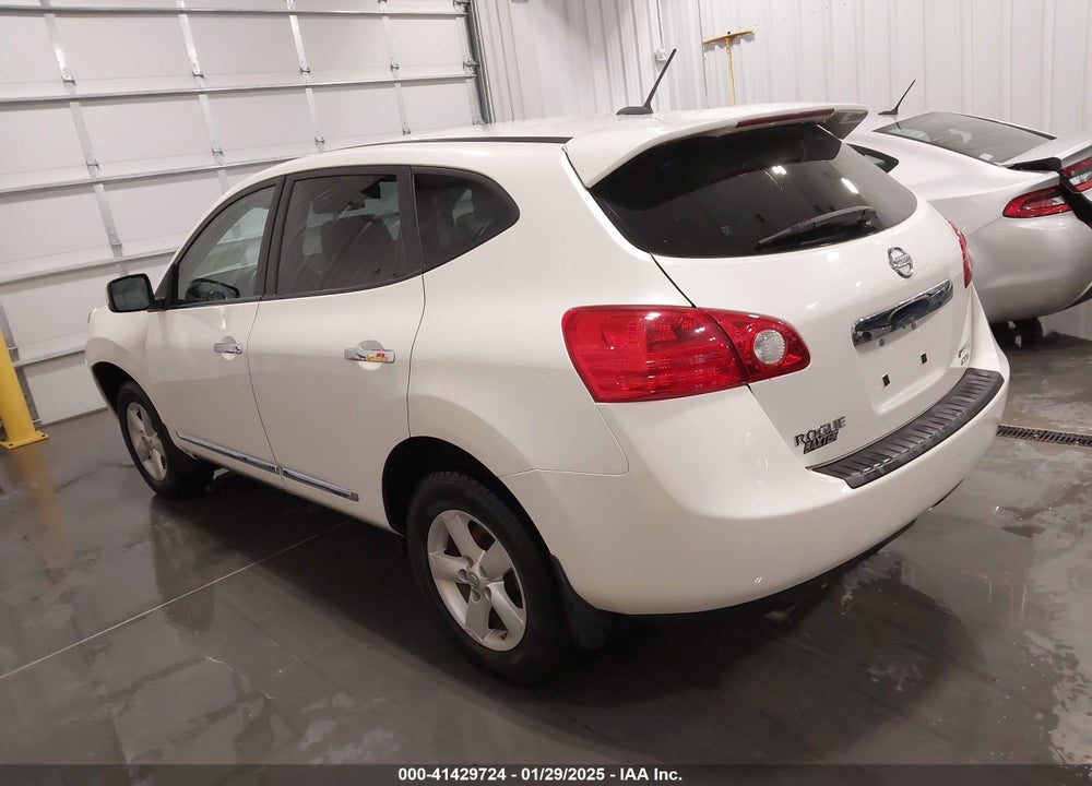 2013 NISSAN ROGUE S VIN: JN8AS5MV8DW608115