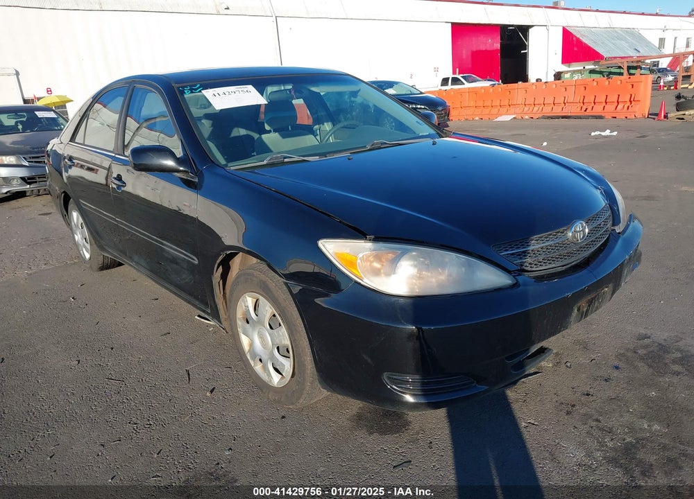2003 TOYOTA CAMRY LE VIN: 4T1BE32K43U146789