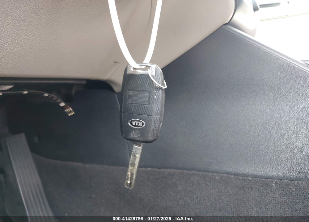 2016 KIA OPTIMA VIN: 5XXGT4L36GG006669