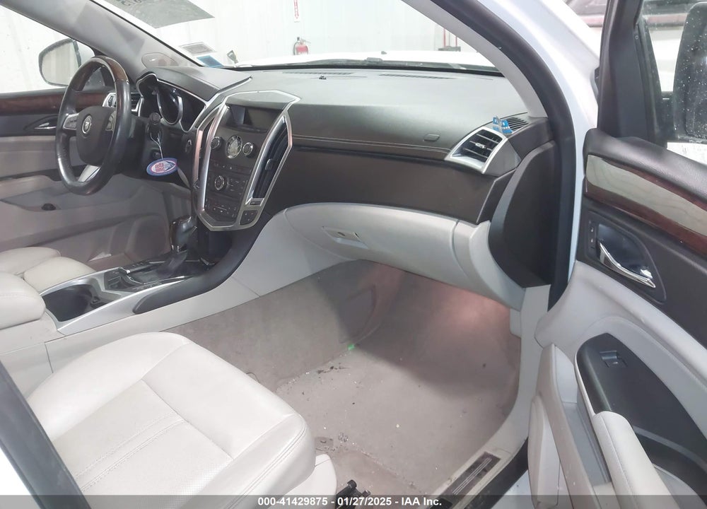 2012 CADILLAC SRX LUXURY COLLECTION VIN: 3GYFNDE37CS529345