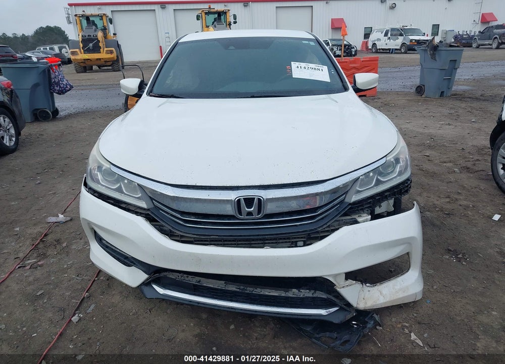 2017 HONDA ACCORD VIN: 1HGCR2F62HA022423