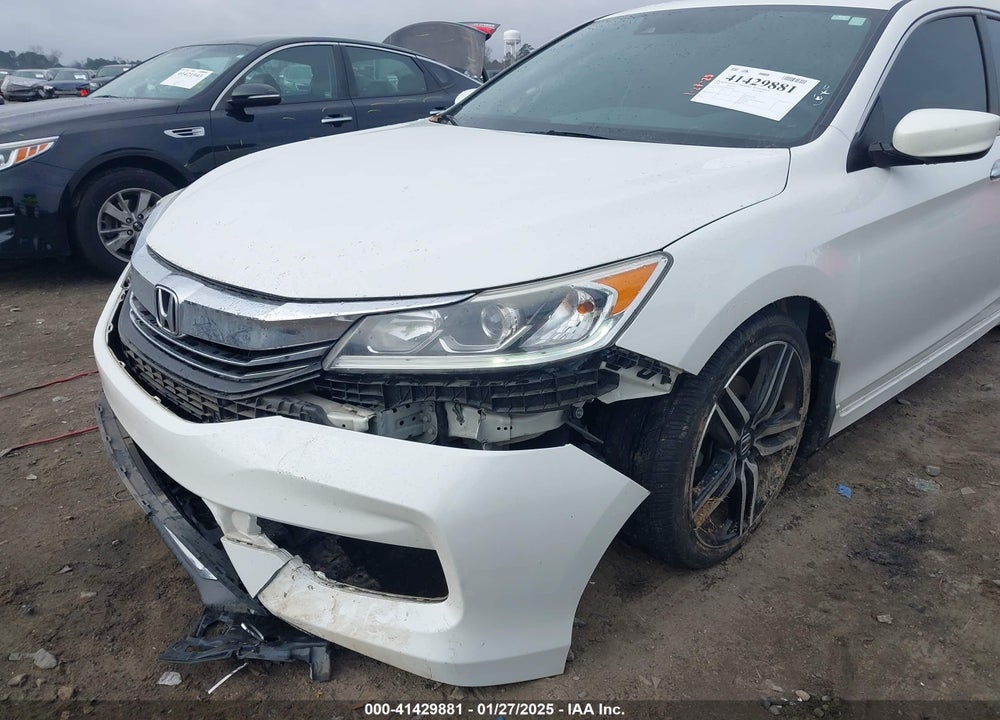 2017 HONDA ACCORD VIN: 1HGCR2F62HA022423