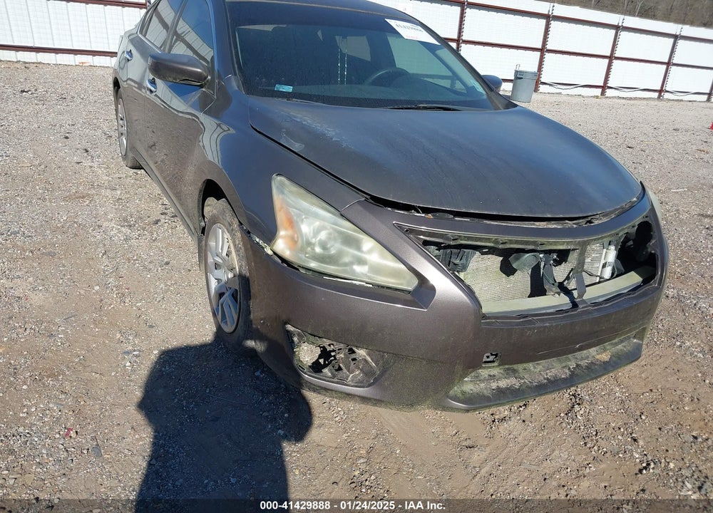 2013 NISSAN ALTIMA VIN: 1N4AL3AP0DN561967