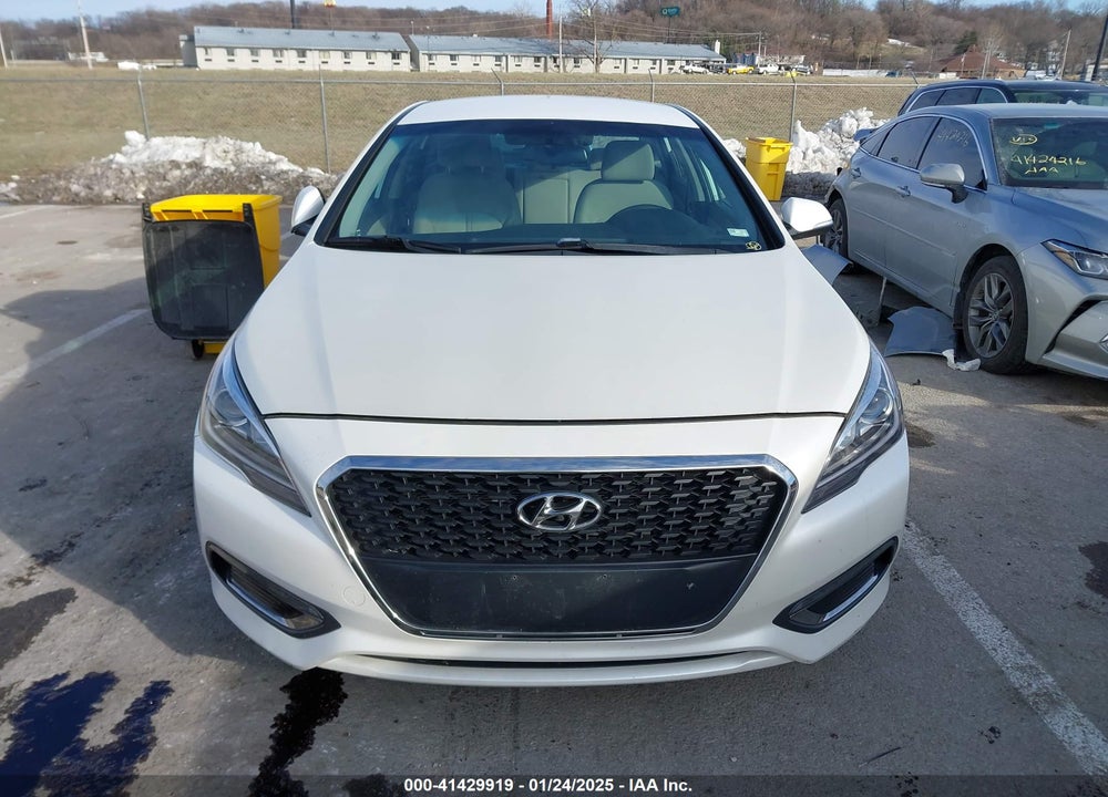 2016 HYUNDAI SONATA HYBRID VIN: KMHE24L16GA020409