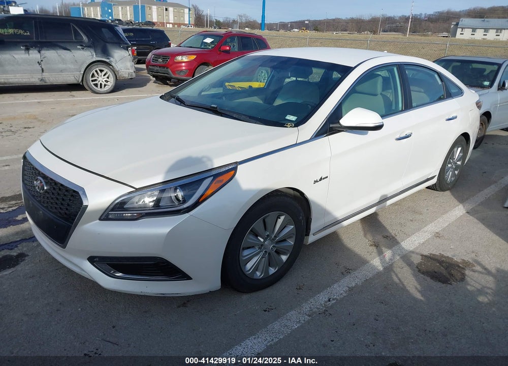 2016 HYUNDAI SONATA HYBRID VIN: KMHE24L16GA020409