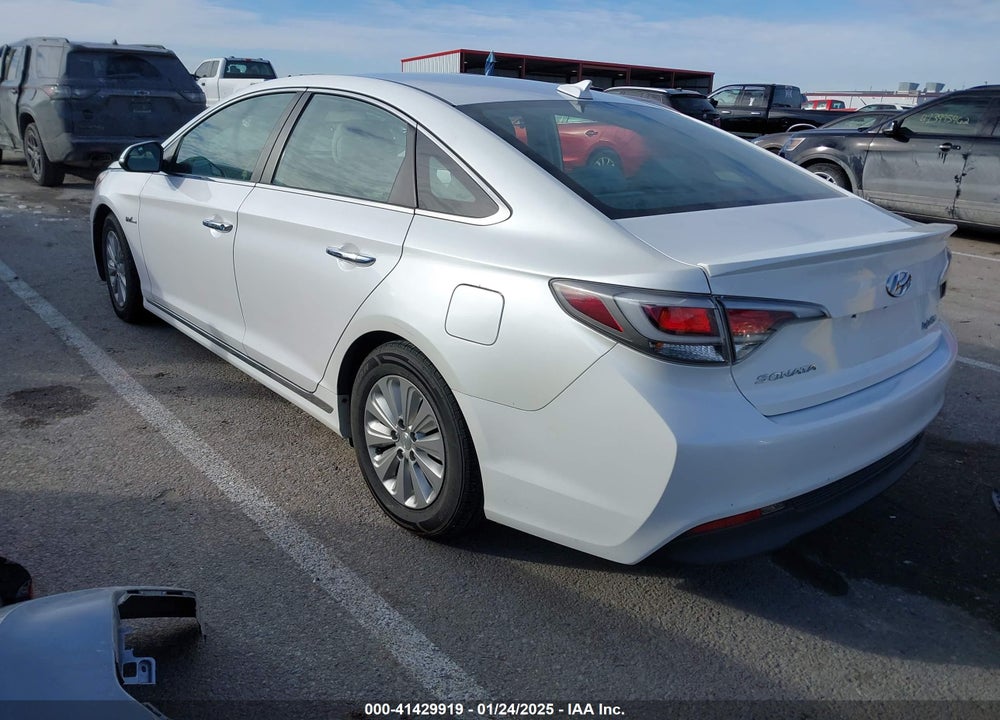 2016 HYUNDAI SONATA HYBRID VIN: KMHE24L16GA020409