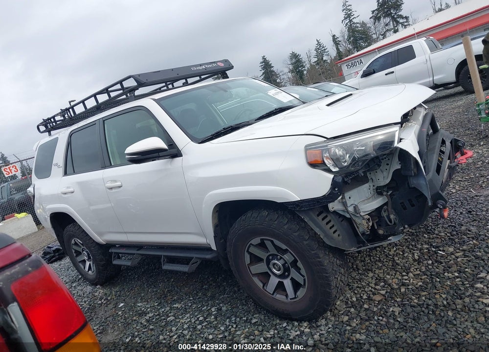 2018 TOYOTA 4RUNNER VIN: JTEBU5JR8J5575471