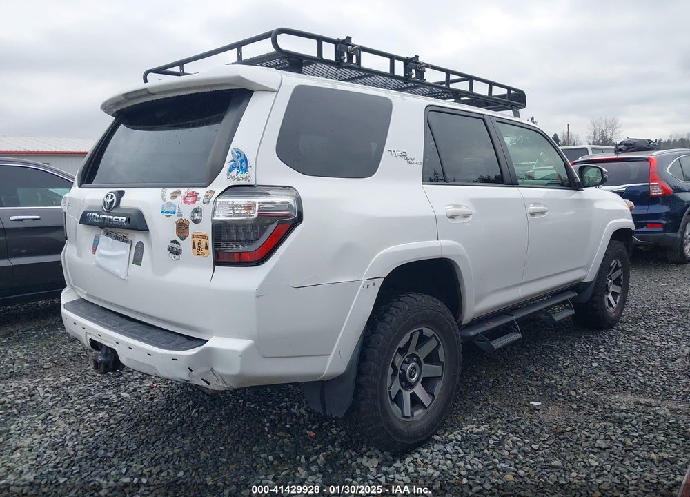 2018 TOYOTA 4RUNNER VIN: JTEBU5JR8J5575471