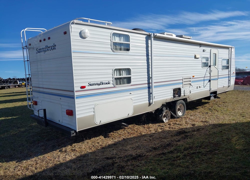 2004 SUNNYBROOK --- VIN: 4UBAS0R2041342271