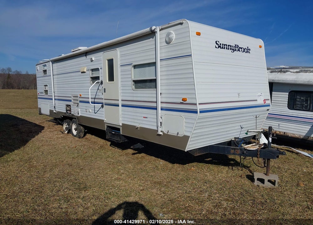 2004 SUNNYBROOK --- VIN: 4UBAS0R2041342271