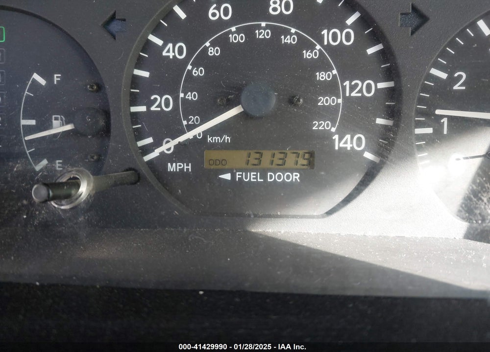 2001 TOYOTA CAMRY LE VIN: JT2BG22K210585916
