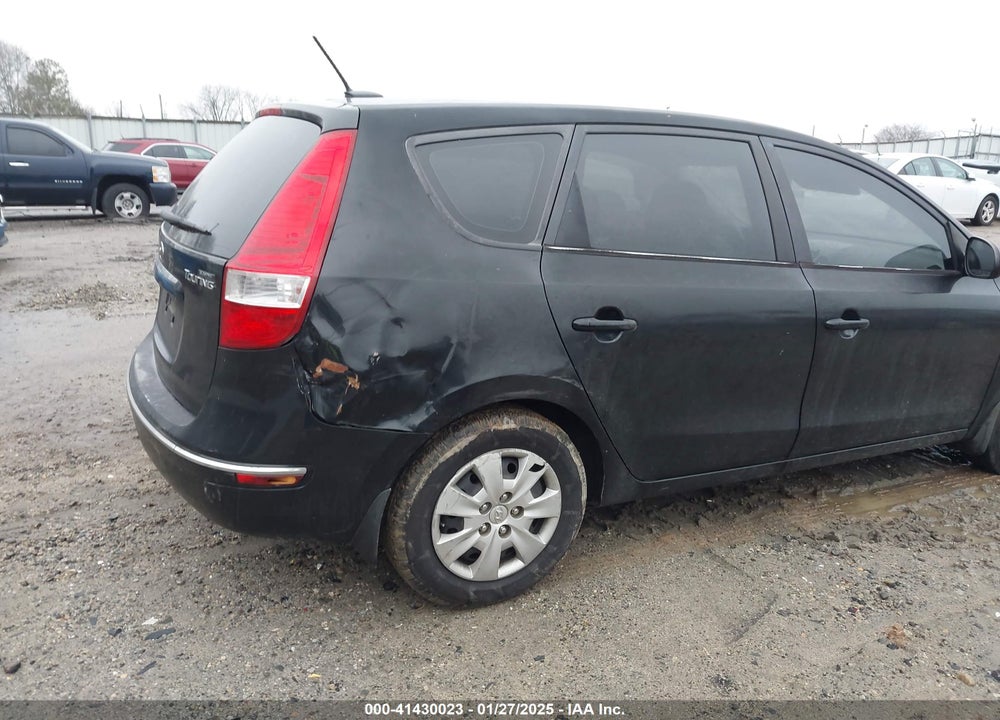 2012 HYUNDAI ELANTRA TOURING VIN: KMHDB8AE8CU129794