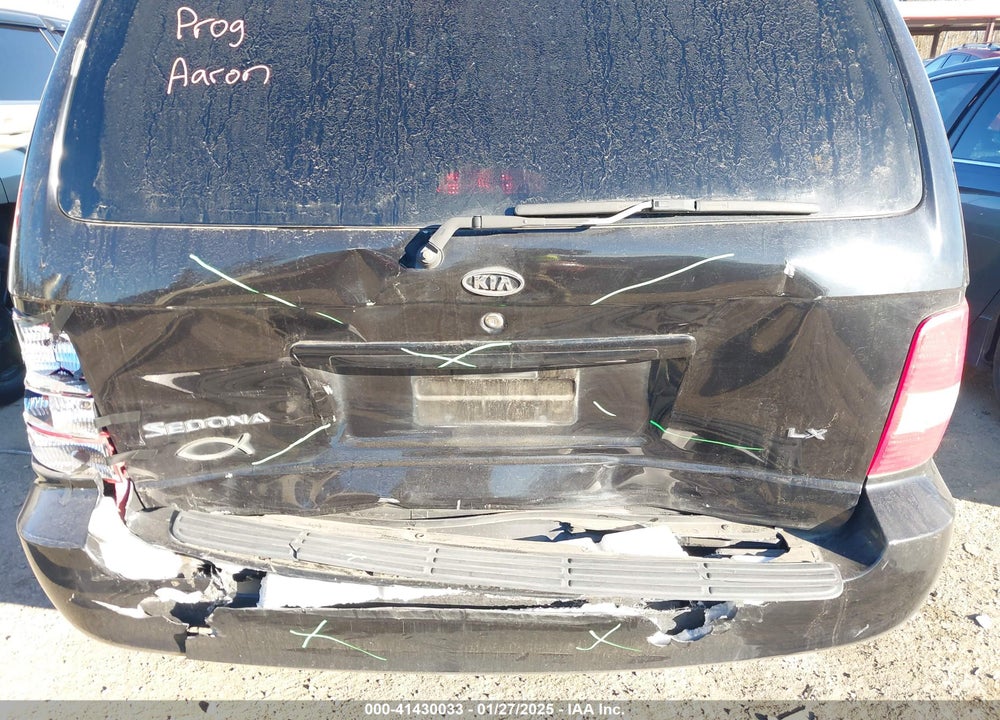 2004 KIA SEDONA EX/LX VIN: KNDUP131046530849