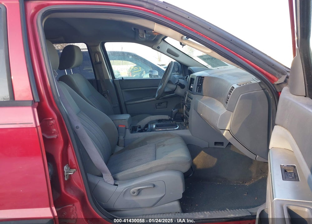 2005 JEEP GRAND CHEROKEE LAREDO VIN: 1J4GR48K75C512825